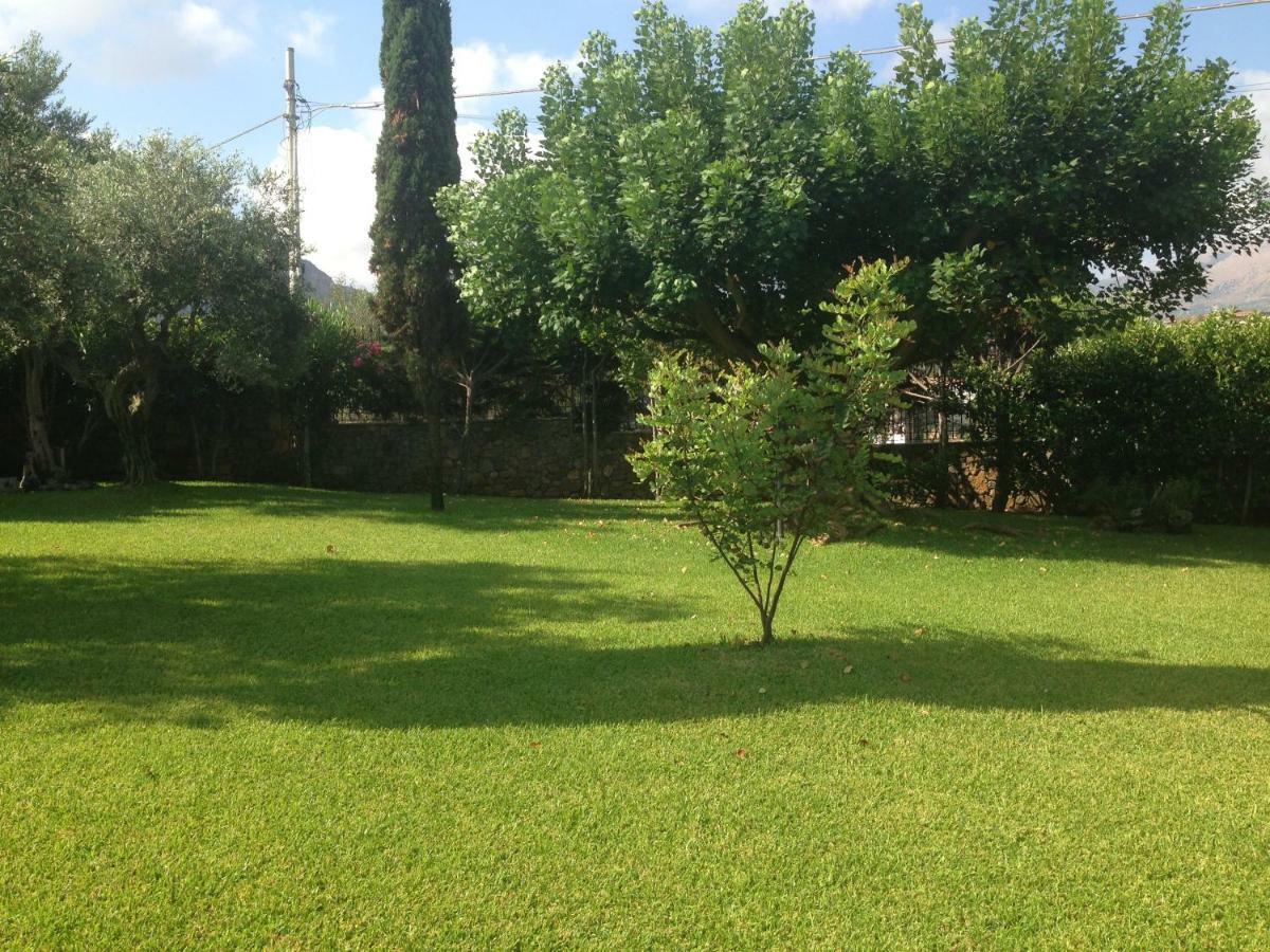 Casolare Giummari Bed & Breakfast Carini Exterior photo