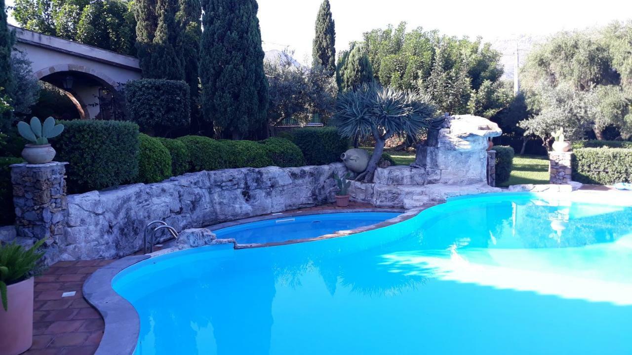 Casolare Giummari Bed & Breakfast Carini Exterior photo